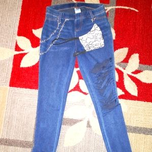 Sz 0-2 Skinnies customized w/ mask